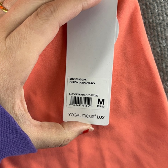 NWT Yogalicious Lux Everyday 5” Shorts Athletic Active Yoga Work Orange Womens M - Picture 8 of 9